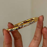 Best-selling Vintage High-end Glossy Inlaid Diamond Plain Circle Bracelet