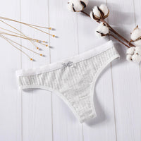 Breathable seamless low-waist briefs
