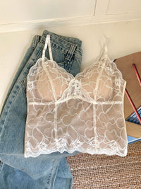 Lace Seamless Beautiful Back Strapped Chest Padded Camisole