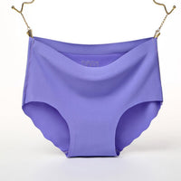 One-piece seamless underwear