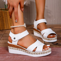 Fashion Summer New Women's Sandals With Buckle