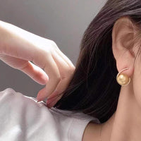 Elegant And Refined Earrings For Women