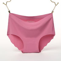 One-piece seamless underwear