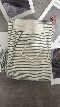 Comfortable Fleece-Lined Striped Jogger Pants