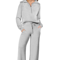 Womens Fashionable Casual Sports Suit With Zipper And Long Sleeves