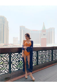 Big breasted underwire gathered split bikini