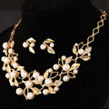 Two-Piece Set Of Pearl Four-Leaf Clover Necklace Jewelry Accessories Earrings
