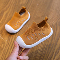 Flying woven hole shoes toddler shoes