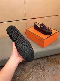 Gommino Men's Casual Breathable Leather Shoes