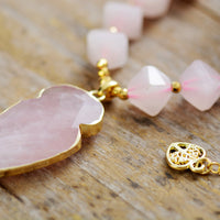 High-Quality European And American-Style Natural Stone Fashionable Light-Luxury Minimalist Rose Quartz Arrow Pendant