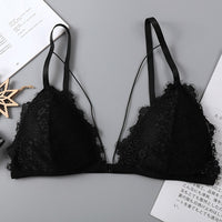 Triangle cup front buckle bra