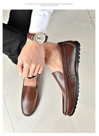 Men's Shoes Plus Size Cowhide Slip-on Driving Shoes Lightweight Retro Easy Matching Gommino Breathable