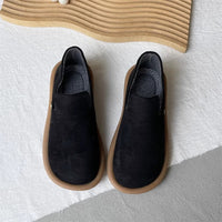 British-style Suede Pumps With A Vintage Vibe
