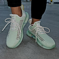 Casual running shoes flying woven breathable shoes