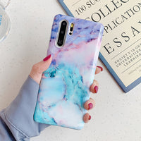 Gradient marble pattern phone case