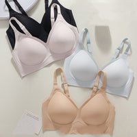 No-crease Bra That Effectively Lifts And Shapes Secondary Breasts