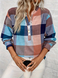 Spring And Autumn Leisure Notched V-neck Plaid Long Sleeve Shirt