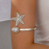 Ocean-Style Flower And Starfish Bracelet For A Beachy Vibe