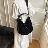 Commuter's All-matching One Shoulder Underarm Fur Bag