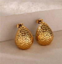 Niche High-end 3D Butterfly Stud Earrings Niche Ear Accessories