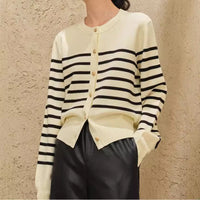 Autumn New Retro Gold Buckle Sweater French Waist Trimming Coat