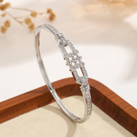 Middle Eastern-style Fashion Horseshoe Buckle Bracelet For Women Light Luxury Vibe