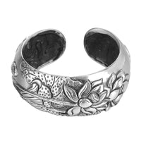 Fashionable Embossed Lotus Bracelet With An Open Design Vintage Style