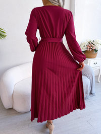 Women's Elegant Cross V Neck Flowy Pleated Maxi Dress