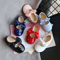 Children's candy colored leather shoes
