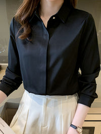 Womens Black Wrinkle-Resistant Shirt