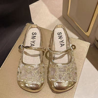 Women's Fashionable Mesh Breathable Closed-Toe Slippers