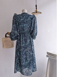 Women's Elegant V-neck Blue Floral Dress
