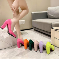 Women's Pointed-toe Low-heeled Chunky Heel Pumps