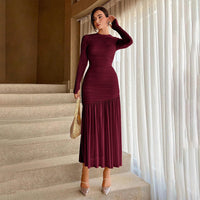 Elegant Lace Ruffle Crew-Neck Solid Color Dress