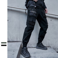 Multi-pocket cropped slacks