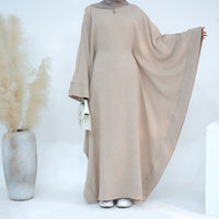 Women's Waist-Cinching Batwing Sleeve Dress