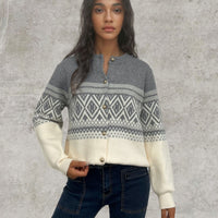Women's Long-sleeved Contrast Color Diamond Knitted Sweater