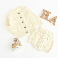 Children's knitted suit
