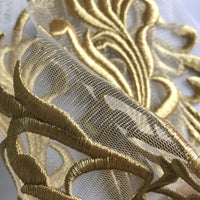 Net yarn embroidery collar patch