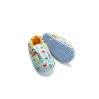 Floor shoes for boys and girls
