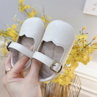 Fashion Walking Shoes With Soft Soles
