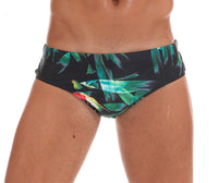 Men's Swimming Briefs With Printed Stitching To Prevent Embarrassment