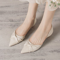 New Low-heeled, Versatile Hollow-out Bow Pumps