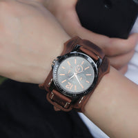 Men's Retro Domineering Cowhide Watch
