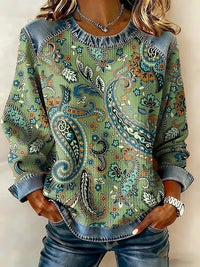Retro Loose-fitting Pullover With A Printed Crew Neck