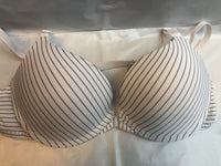 Adjustable Buckle On The Front Of The Bra