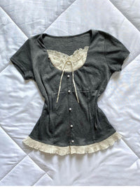 Female Wooden Ear Splicing Design With A Short Sleeved Feel