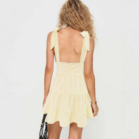 French Retro Style Yellow V-Neck Lace-Up Sleeveless Dress Holiday-Ready Skirt For Shorter Frames