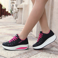 Thick bottom shake shoes women's leather casual shoes non-slip walking shoes travel shoes Korean version of the increase single shoes large size