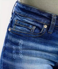 High-waisted, Stretchy Denim Capri Pants In Plus Sizes